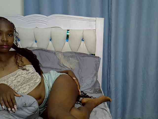 Prettyxoxo webcam