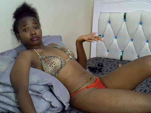 Prettyxoxo webcam