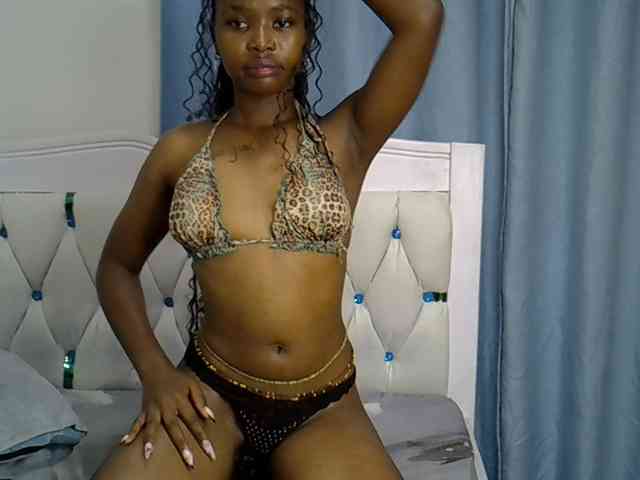 Prettyxoxo webcam
