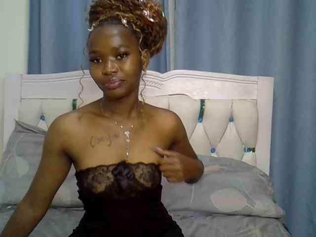 Prettyxoxo webcam