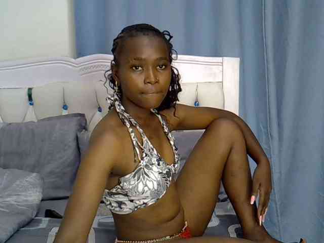 Prettyxoxo webcam