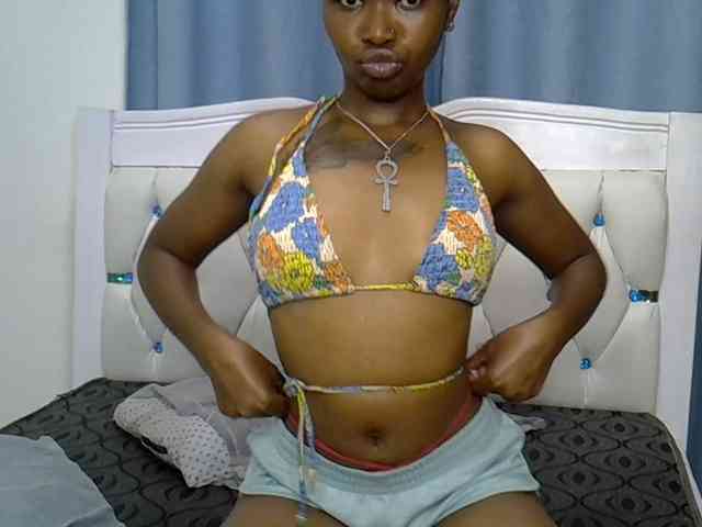 Prettyxoxo webcam