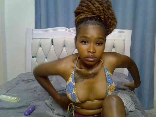 Prettyxoxo webcam