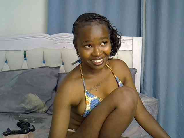 Prettyxoxo webcam