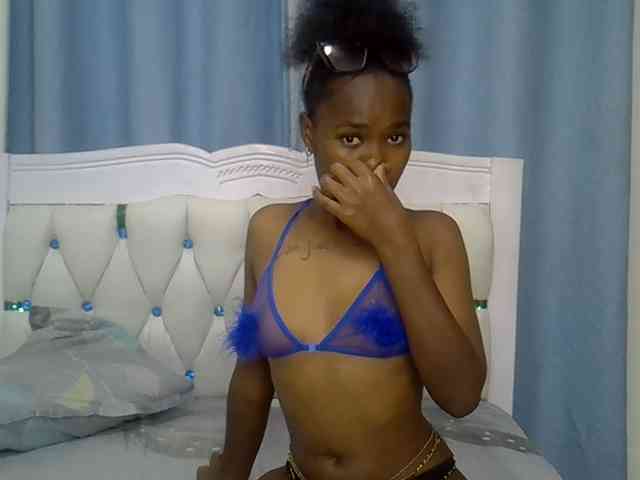 Prettyxoxo webcam