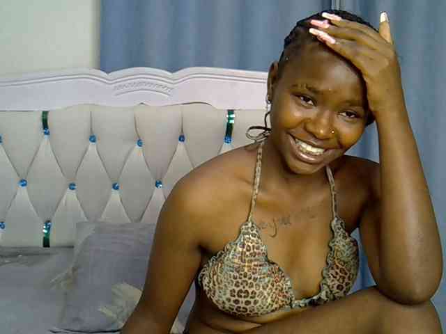 Prettyxoxo webcam