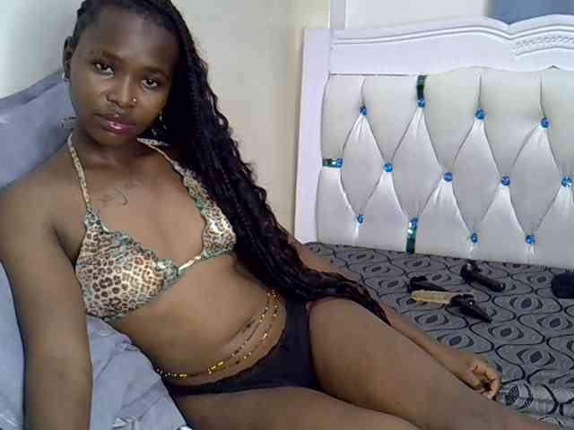 Prettyxoxo webcam