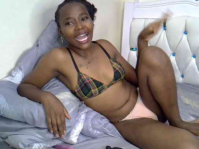 Prettyxoxo webcam