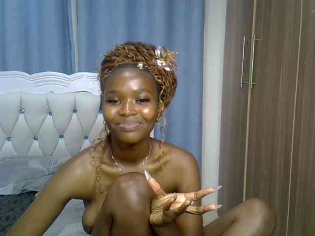 Prettyxoxo webcam