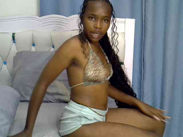 Prettyxoxo webcam