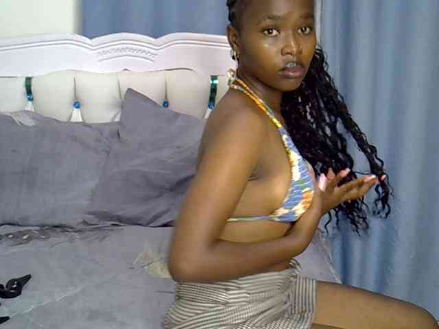 Prettyxoxo webcam