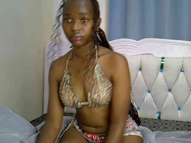 Prettyxoxo webcam