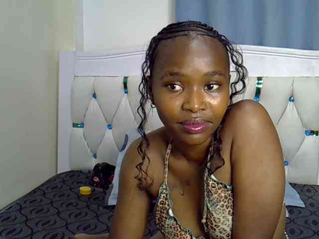 Prettyxoxo webcam