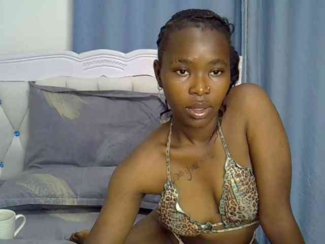 Prettyxoxo webcam