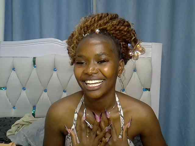 Prettyxoxo webcam