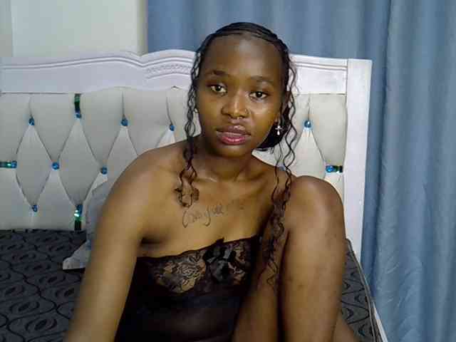 Prettyxoxo webcam