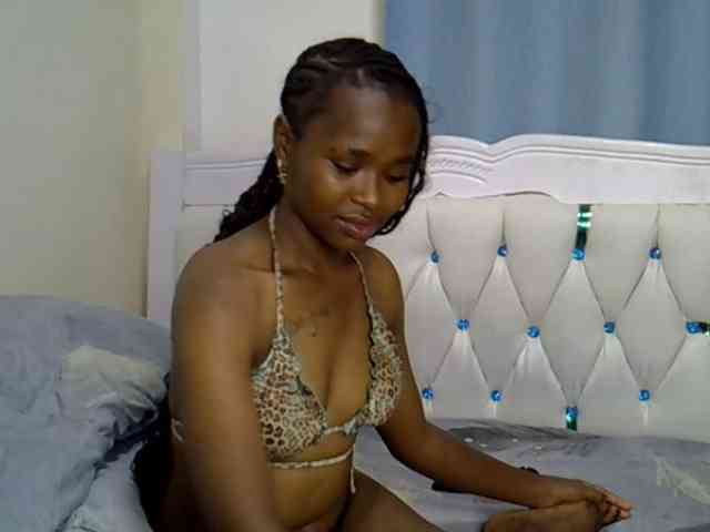 Prettyxoxo webcam