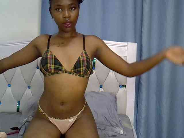 Prettyxoxo webcam
