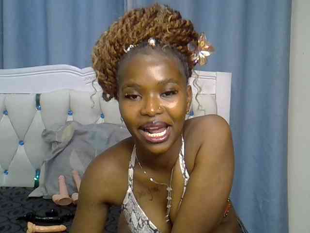 Prettyxoxo webcam