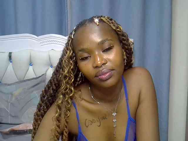 Prettyxoxo webcam