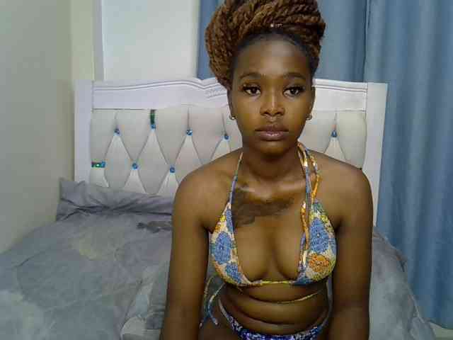 Prettyxoxo webcam