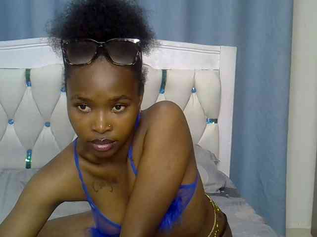 Prettyxoxo webcam