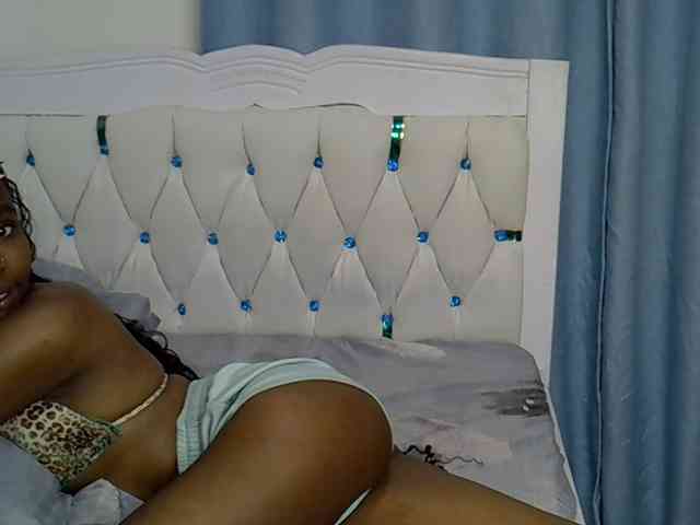 Prettyxoxo webcam