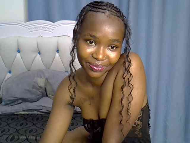 Prettyxoxo webcam