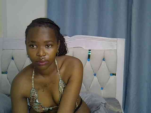 Prettyxoxo webcam