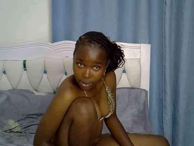 Prettyxoxo webcam