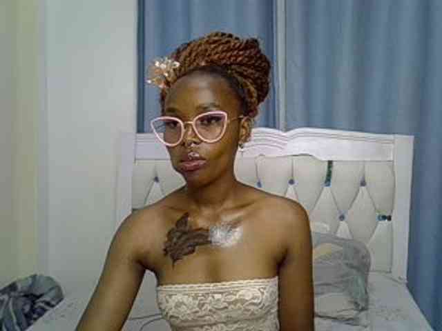 Prettyxoxo webcam