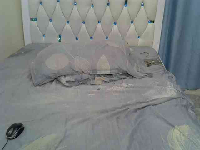 Prettyxoxo webcam