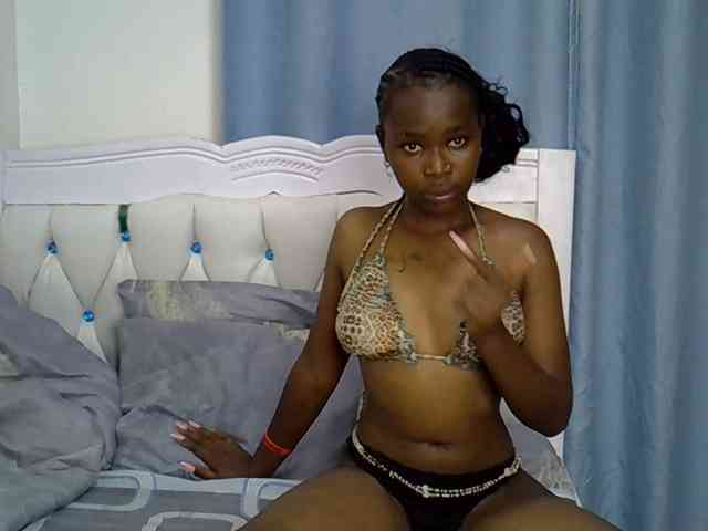 Prettyxoxo webcam