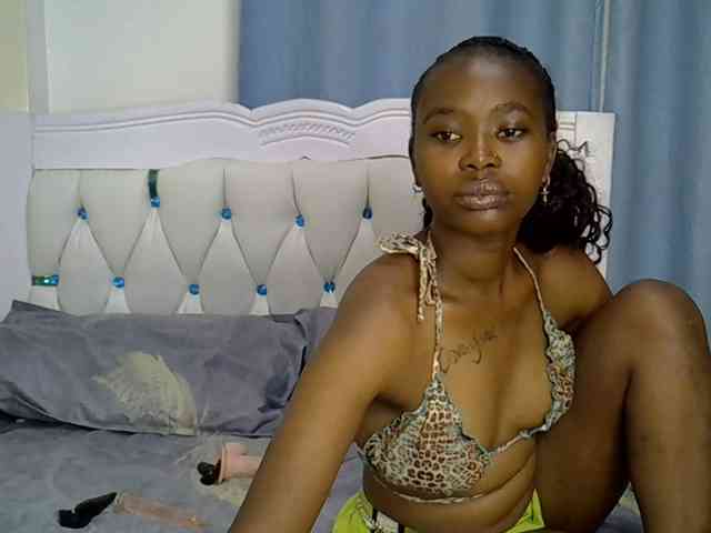 Prettyxoxo webcam