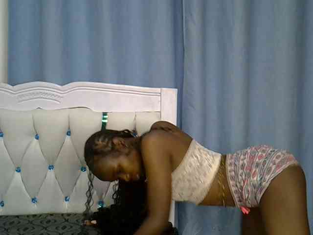 Prettyxoxo webcam