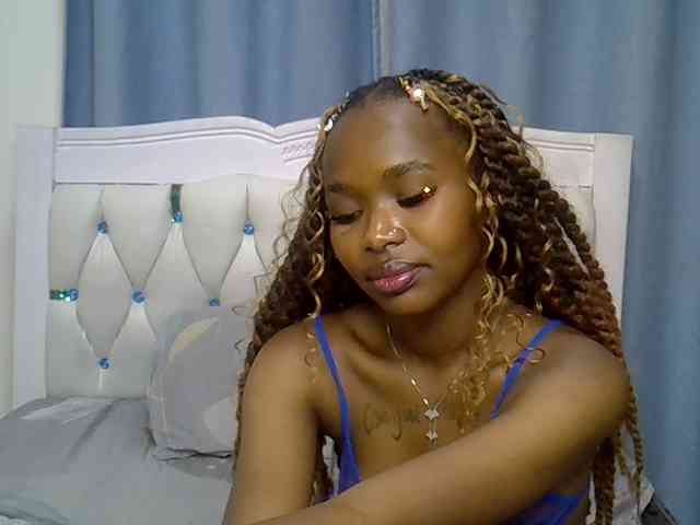 Prettyxoxo webcam