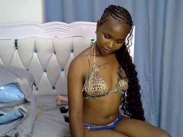Prettyxoxo webcam