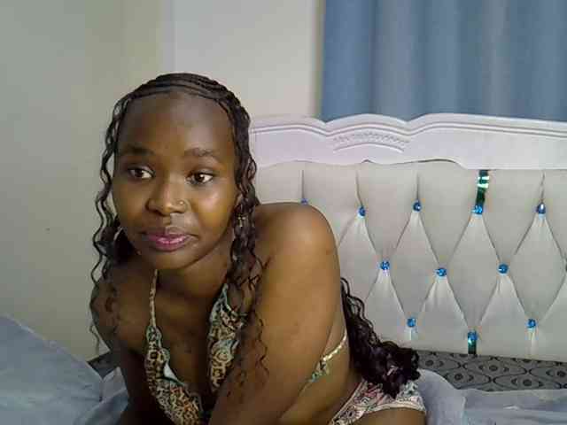 Prettyxoxo webcam