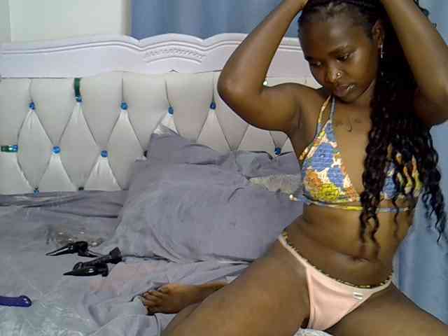 Prettyxoxo webcam
