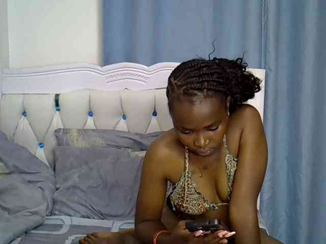 Prettyxoxo webcam