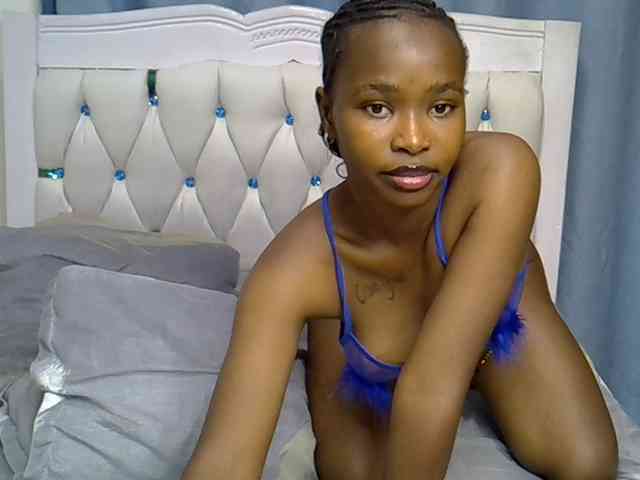 Prettyxoxo webcam