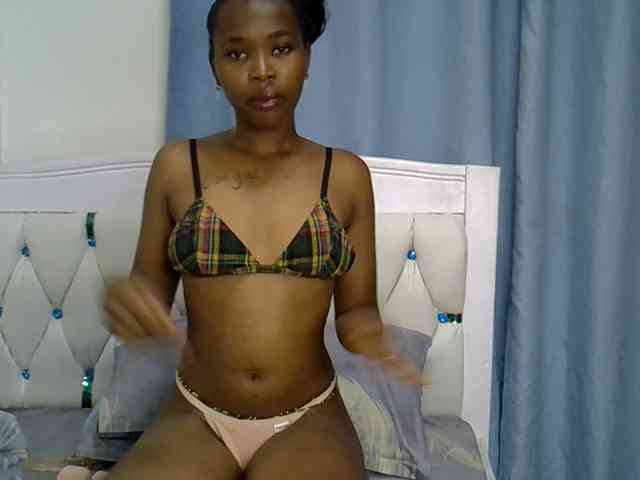 Prettyxoxo webcam