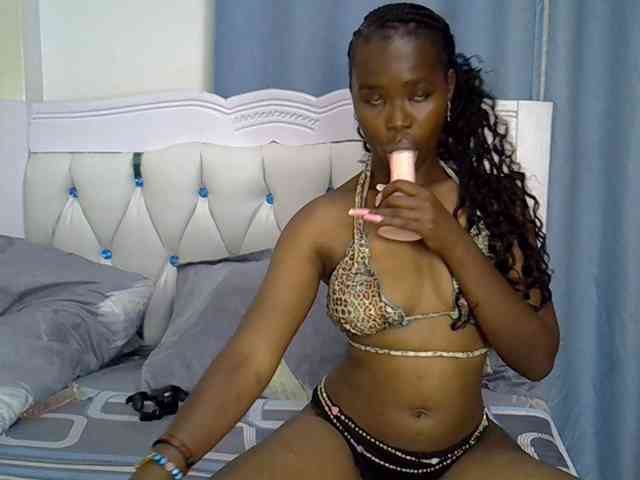 Model: Prettyxoxo