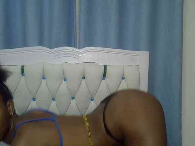 Prettyxoxo webcam