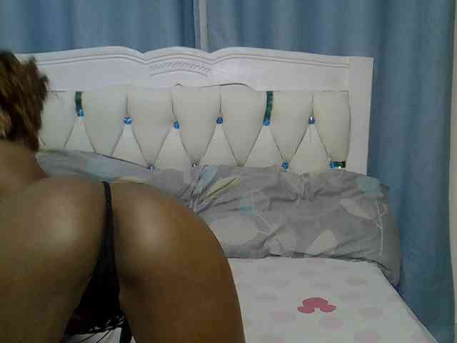 Prettyxoxo webcam