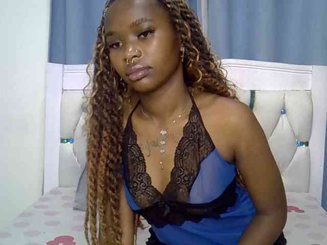 Prettyxoxo webcam
