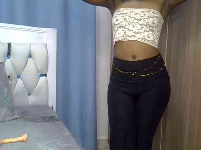 Prettyxoxo webcam