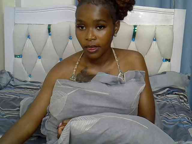 Prettyxoxo webcam