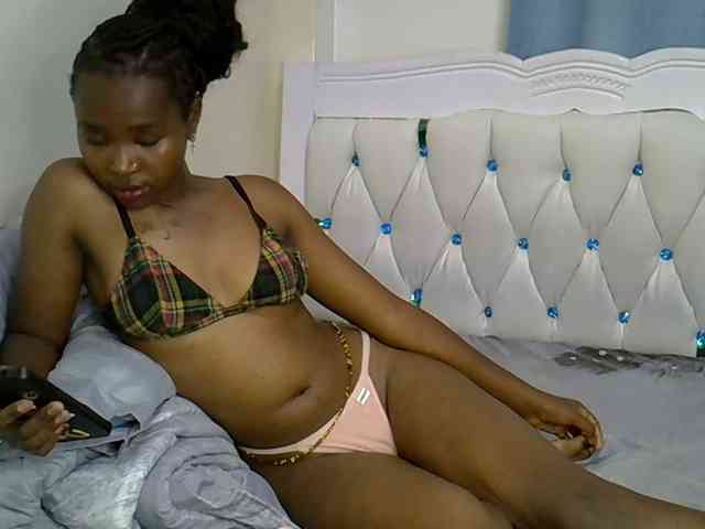 Prettyxoxo webcam
