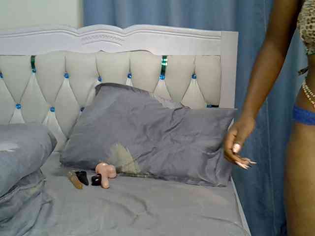 Prettyxoxo webcam
